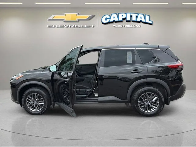 Used 2023 Black Nissan S image 9