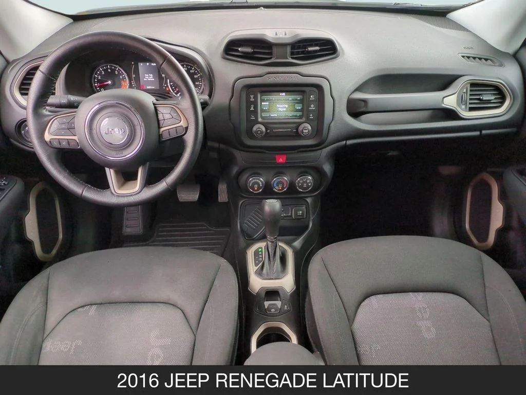 Used 2016 White Jeep Latitude image 13