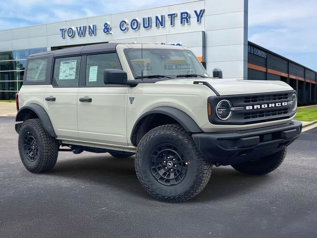 2026 Ford Bronco Base