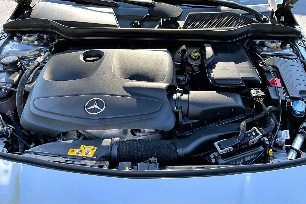 Used 2019 Gray Mercedes-Benz CLA 250 image 35