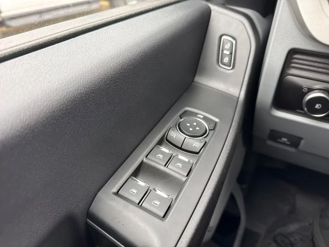New 2026 Oxford White Ford F-350® XL image 22