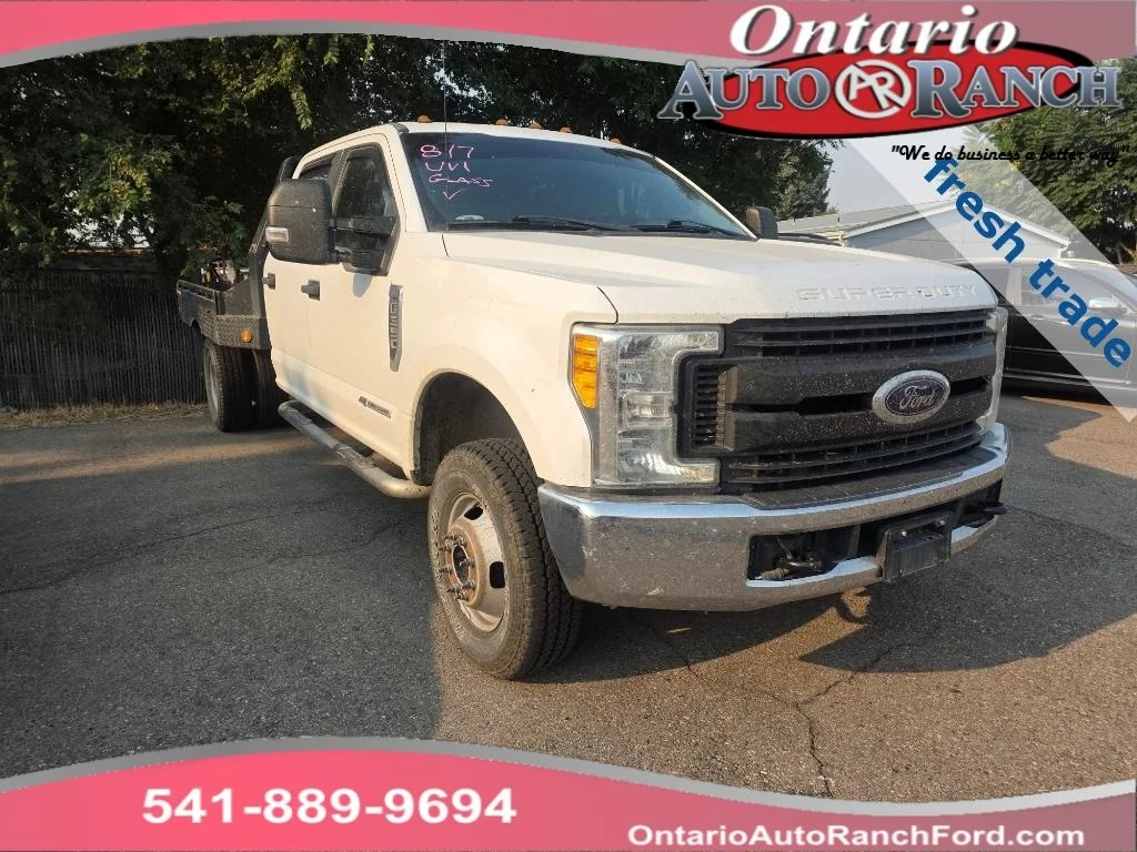 Used 2017 Oxford White Ford XL image 1