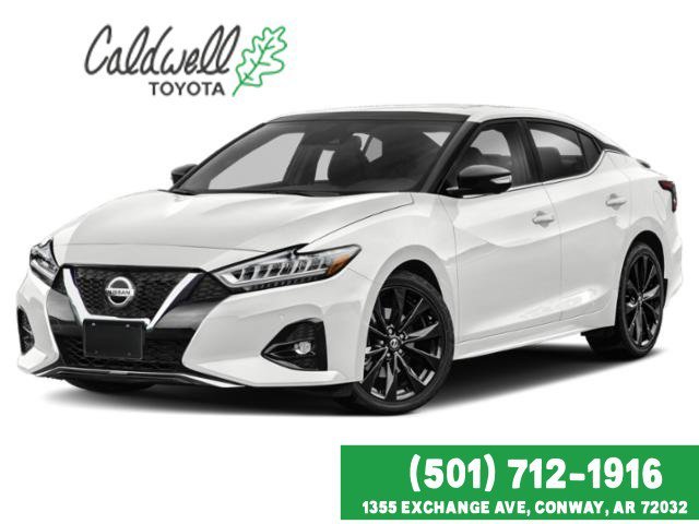 2019 Nissan Maxima SR's photo