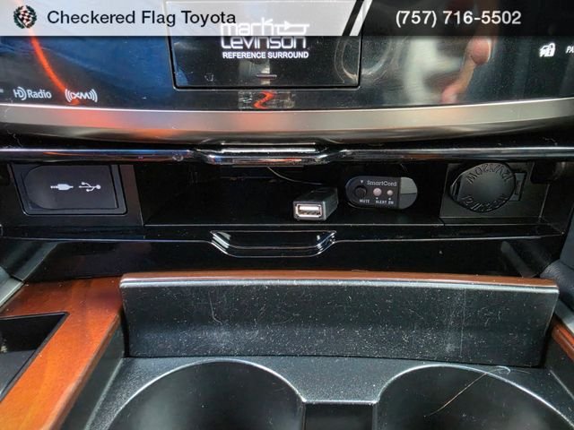 Used 2018 Nebula Gray Pearl Lexus 570 image 37