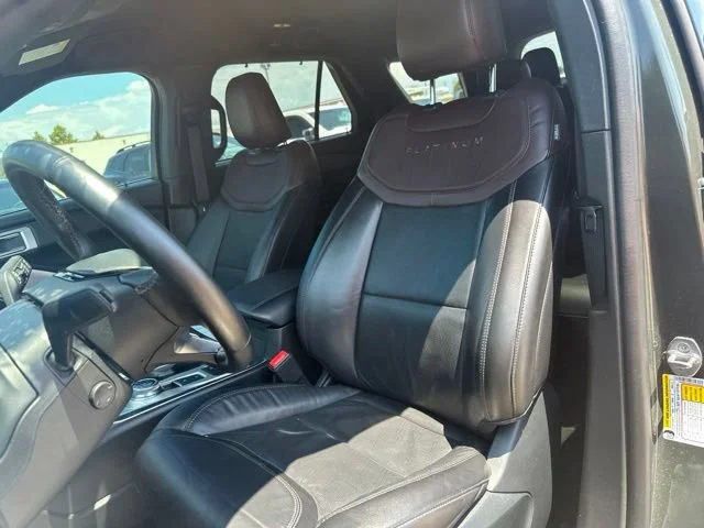 Used 2023 Green Ford Platinum image 17