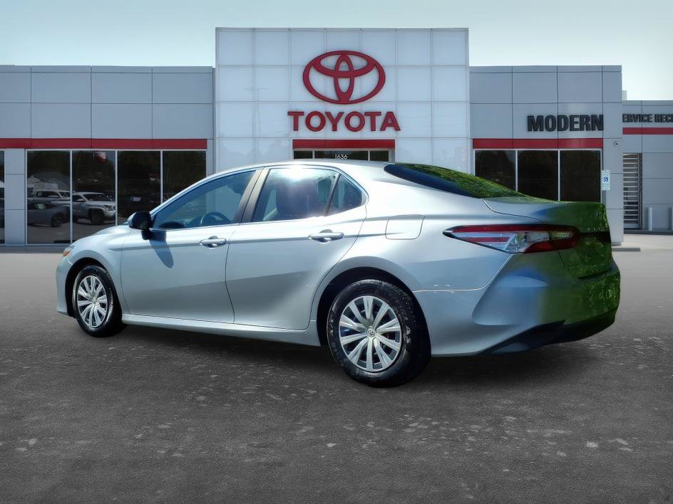 Used 2018 Celestial Silver Metallic Toyota L image 3