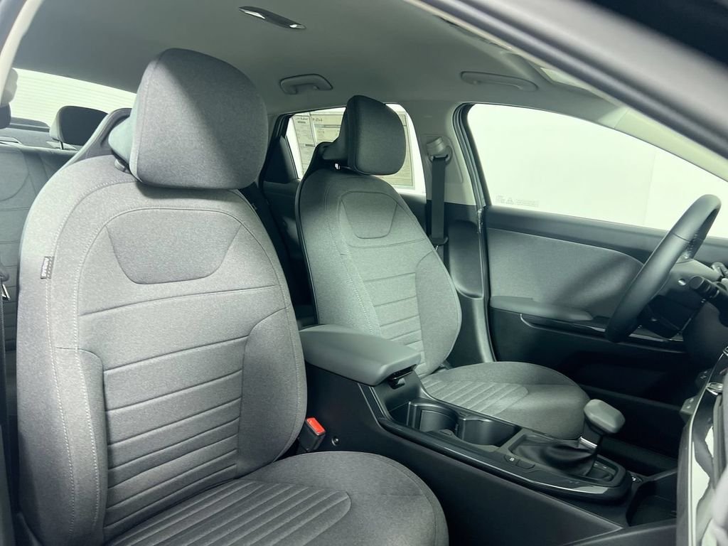 New 2026 Aurora Black Pearl Kia EX image 31