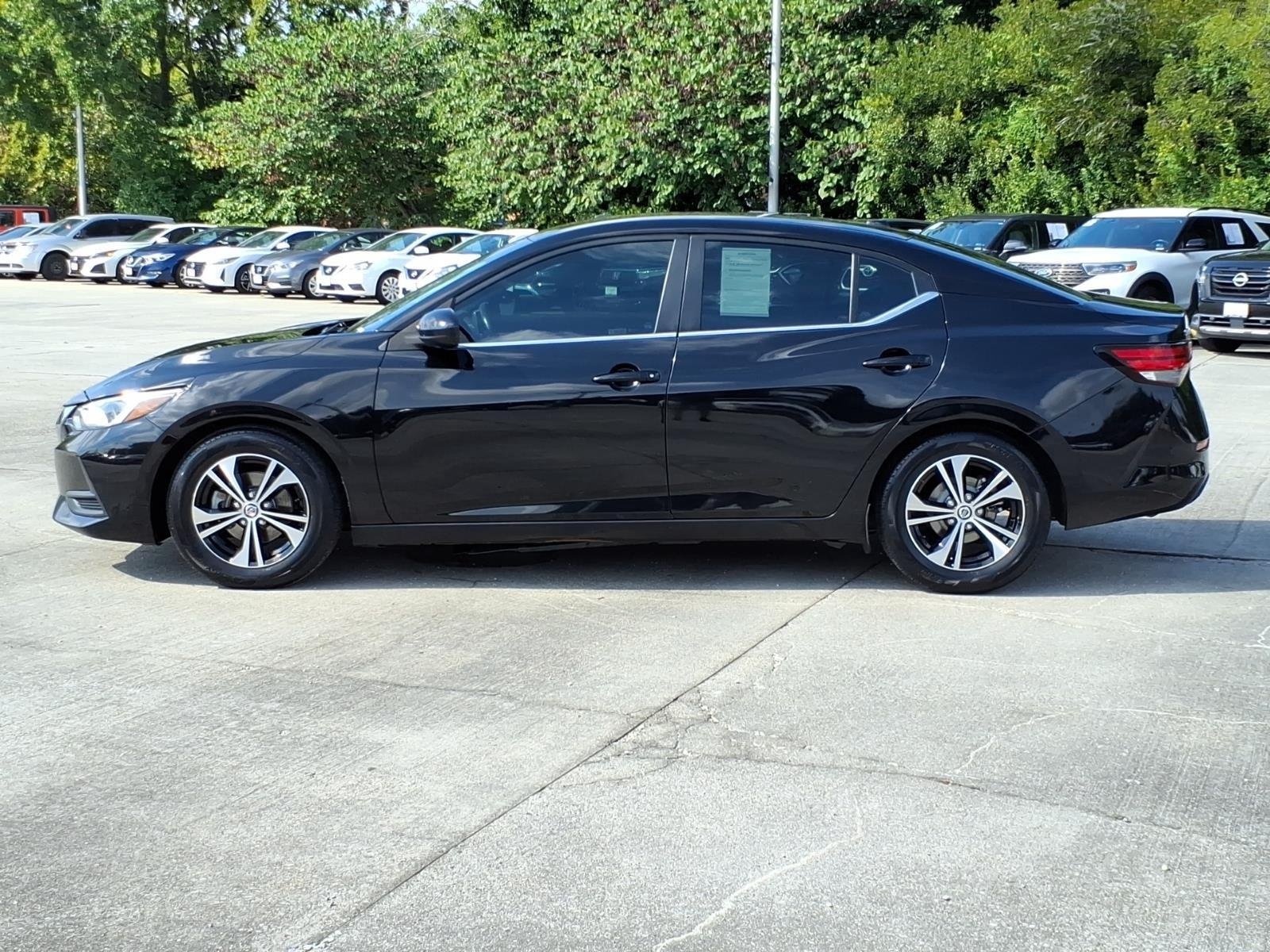 Used 2021 Super Black Nissan SV image 3