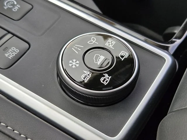 New 2026 Gray Nissan SL image 21