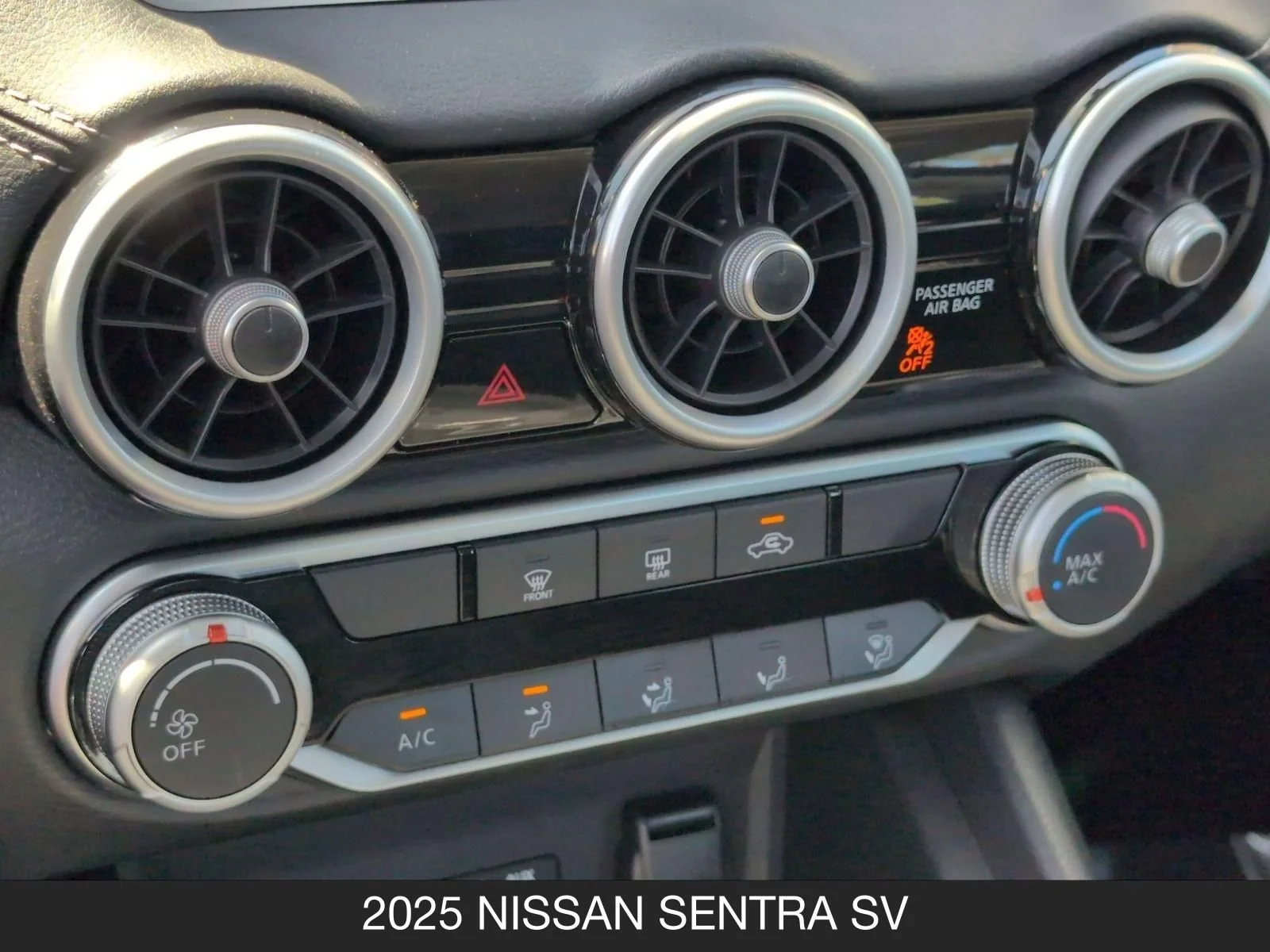2025 Nissan Sentra SV - Photo 22