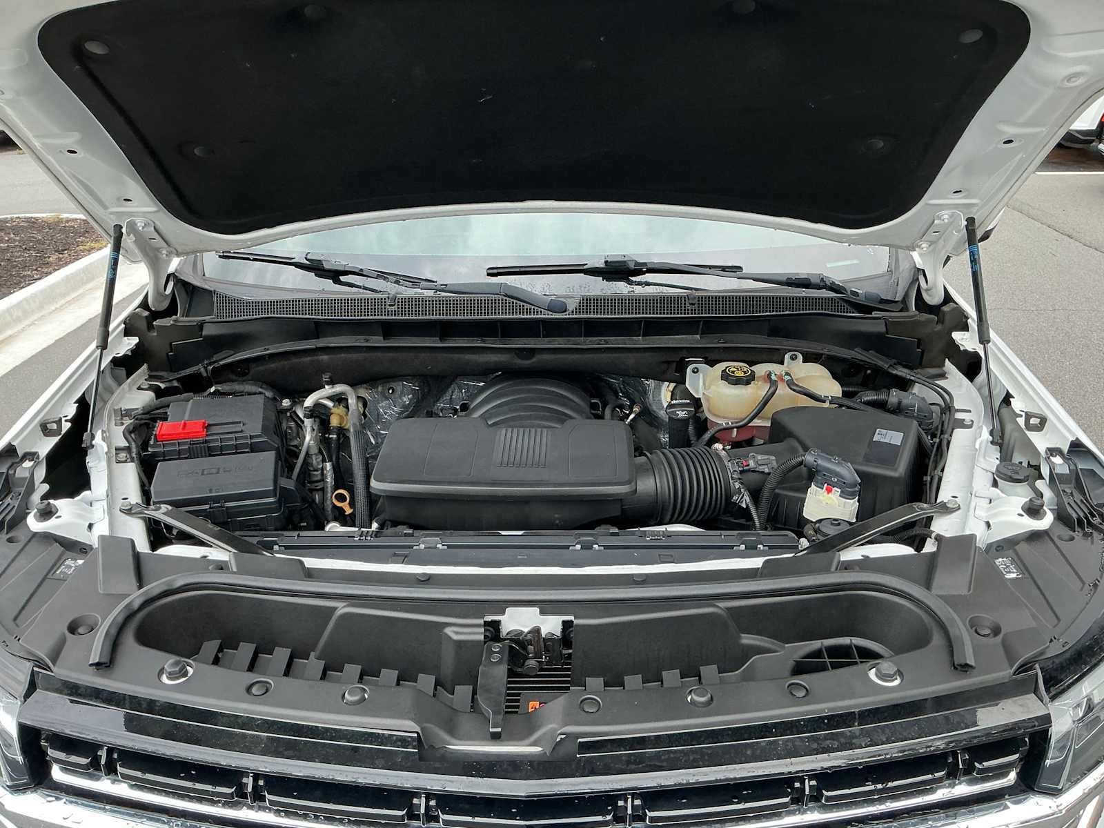 Used 2021 Summit White Chevrolet LT image 31