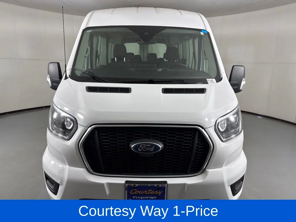 Used 2023 White Ford XLT image 4
