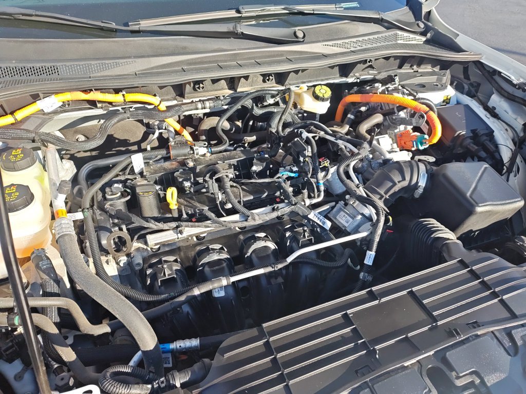 Used 2022 White Ford SEL image 24