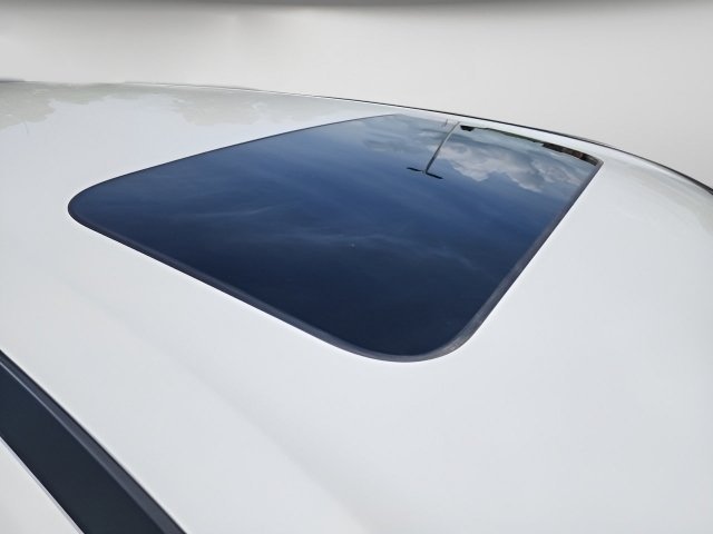 New 2026 Platinum White Pearl Honda EX-L image 12