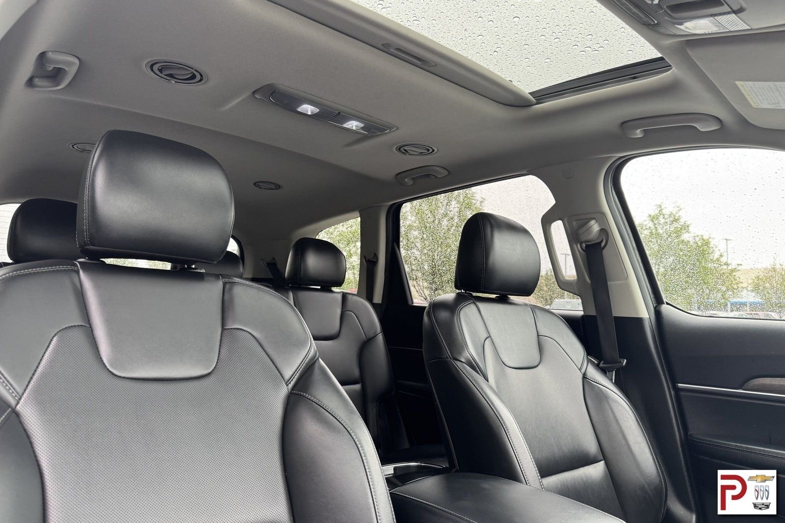 Used 2021 Black Kia EX image 18