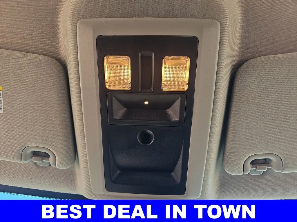 Used 2022 White Ram SLT image 30