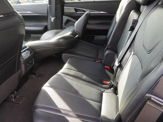 Used 2022 Blue INFINITI LUXE image 15
