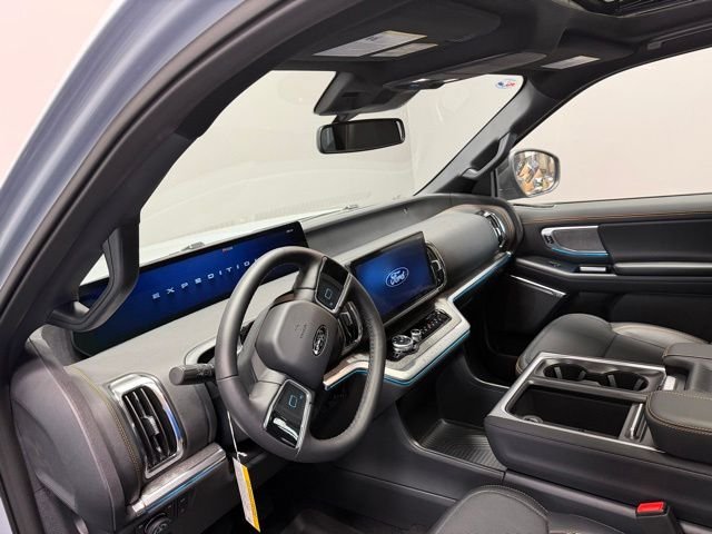 New 2026 Glacier Gray Metallic Tri-Coat Ford Tremor® image 18