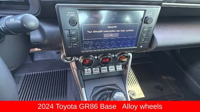 2024 Toyota GR86 Base - Photo 15