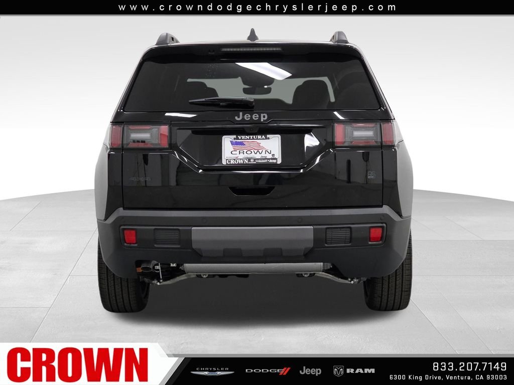 New 2026 Diamond Black Crystal Pearl-Coat Exterior Paint Jeep  image 6