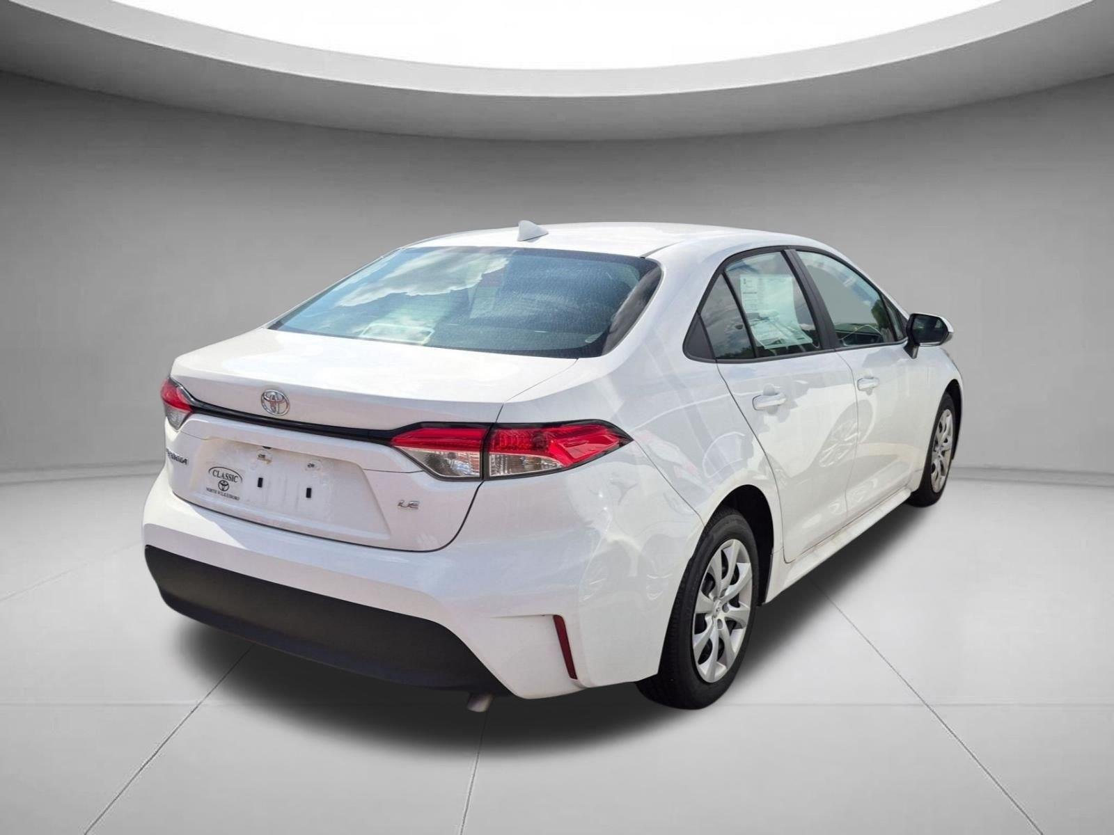 Used 2026 Ice Cap Toyota LE image 4