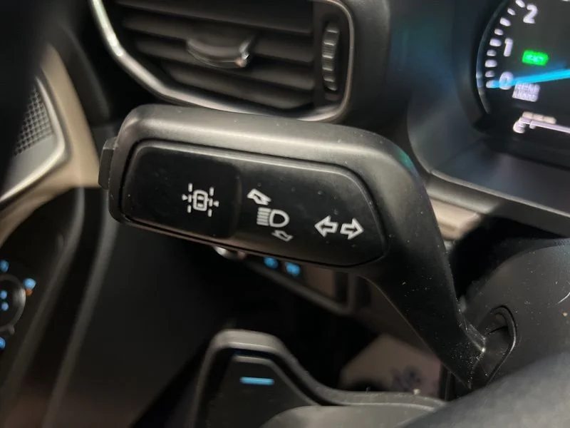 Used 2020 White Ford Limited image 22