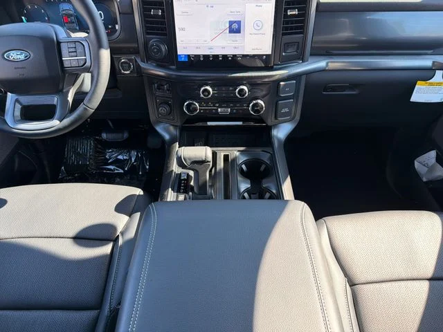 New 2026 Iconic Silver Metallic Ford Lariat® image 19