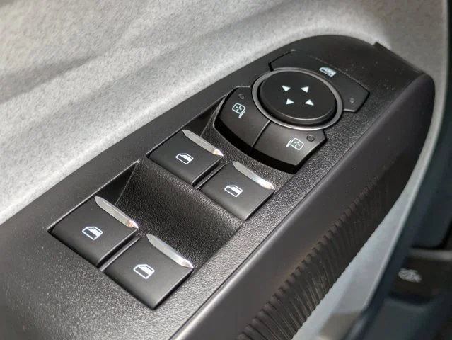 2025 Ford Maverick XLT - Photo 22