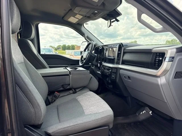 2024 Ford F-250 Super Duty XLT - Photo 39