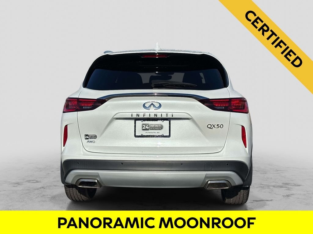 Certified Used 2023 White INFINITI LUXE image 4