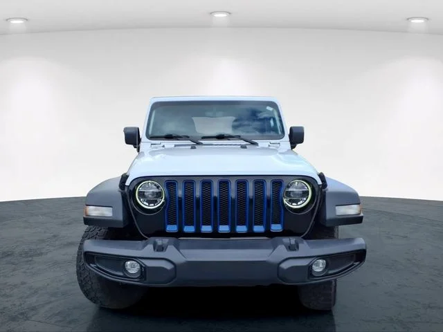 Used 2022 White Jeep Unlimited Willys image 4