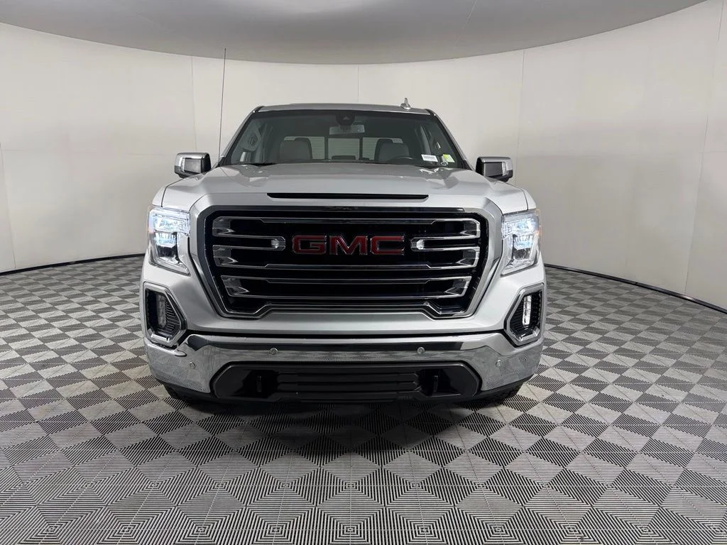 Certified Used 2022 Silver GMC SLT image 10