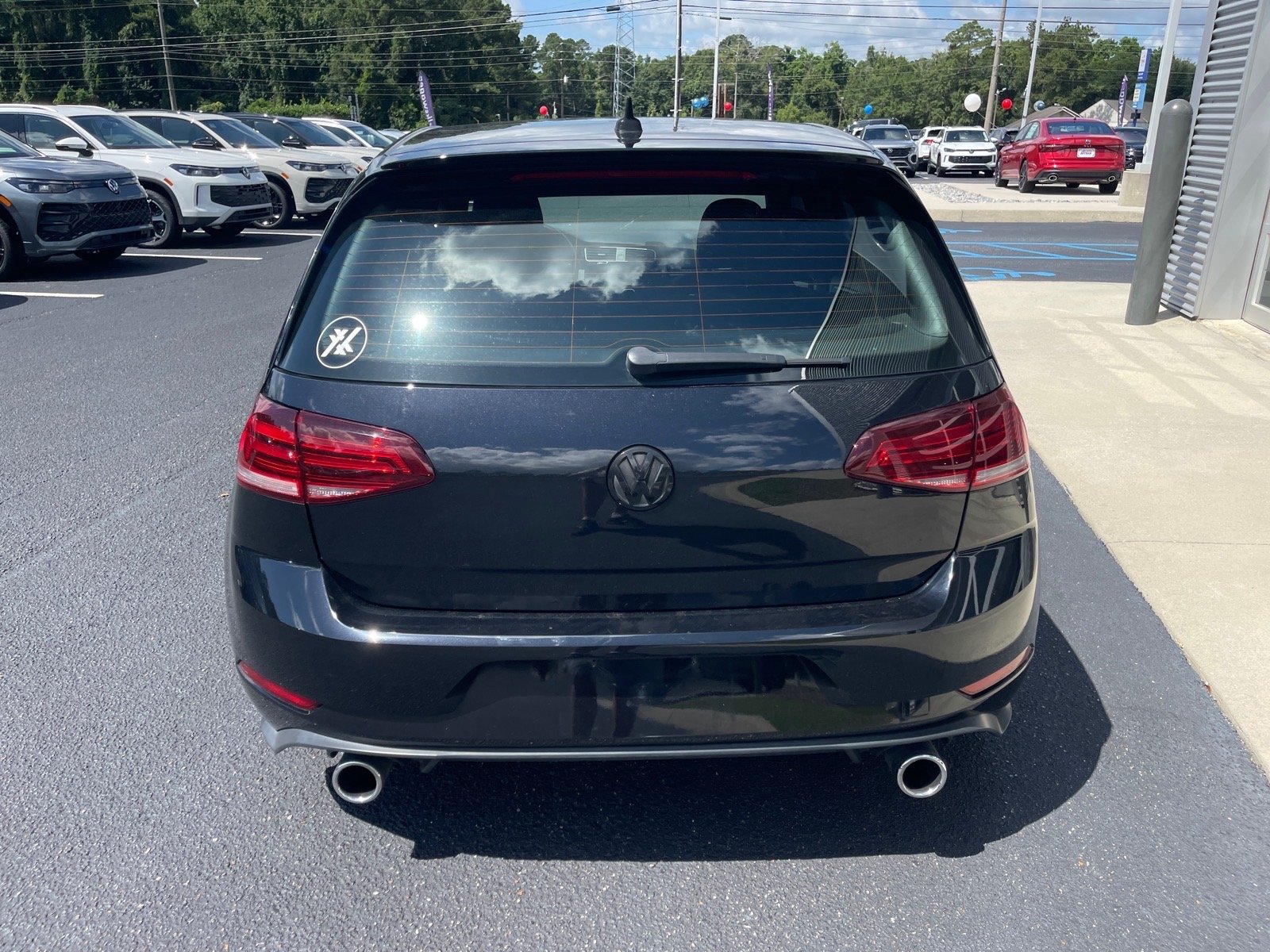 Used 2021 Deep Black Pearl Volkswagen S image 13