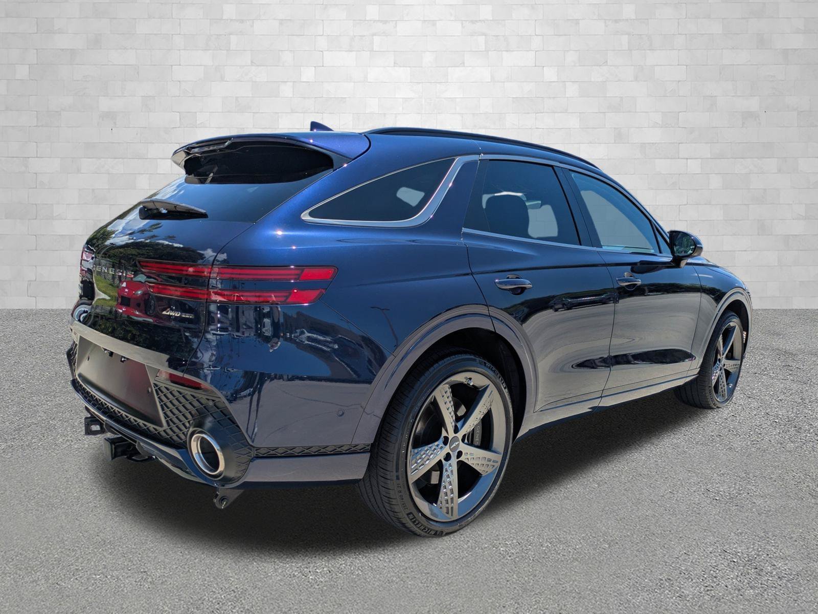 Used 2025 Capri Blue Genesis 3.5T SPORT image 2
