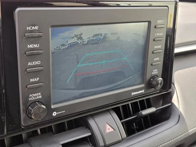 Used 2021 White Toyota XLE image 20