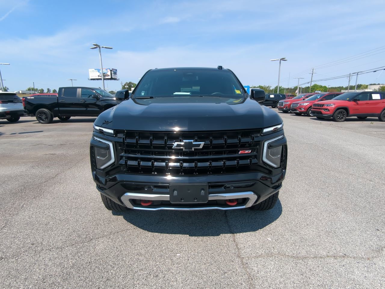 2025 Chevrolet Suburban Z71 - Photo 8