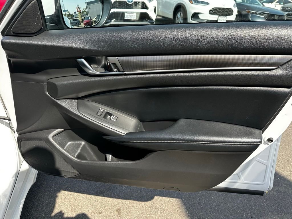 Used 2018 White Honda Sport image 13