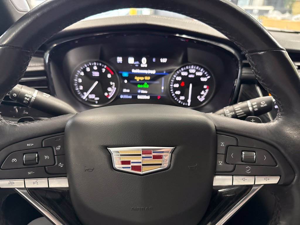 Used 2022 White Cadillac Premium Luxury image 33