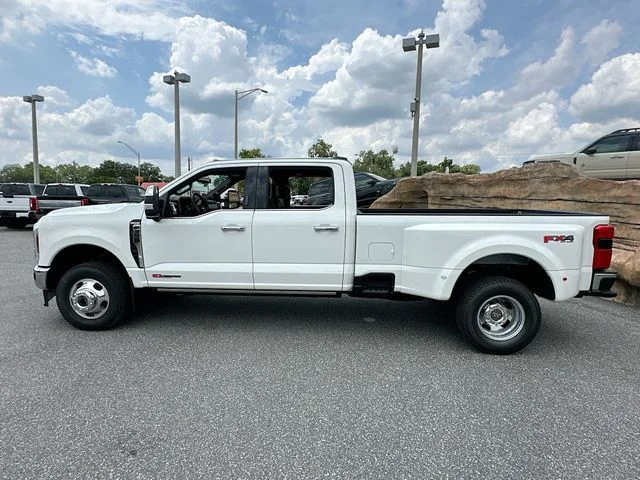 New 2026 White Ford King Ranch image 7
