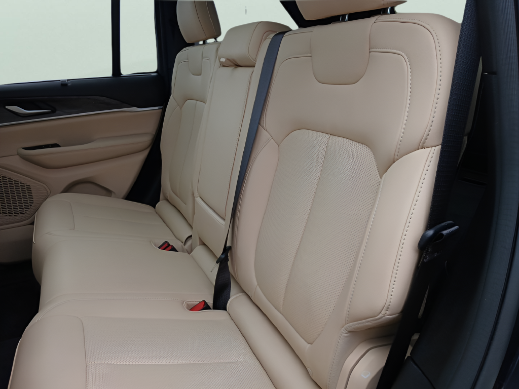 Used 2023 Black Jeep Limited image 26