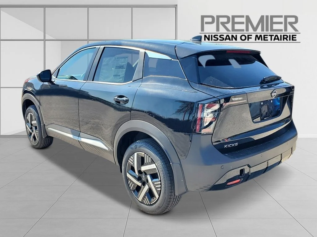New 2026 Super Black Nissan SV image 4