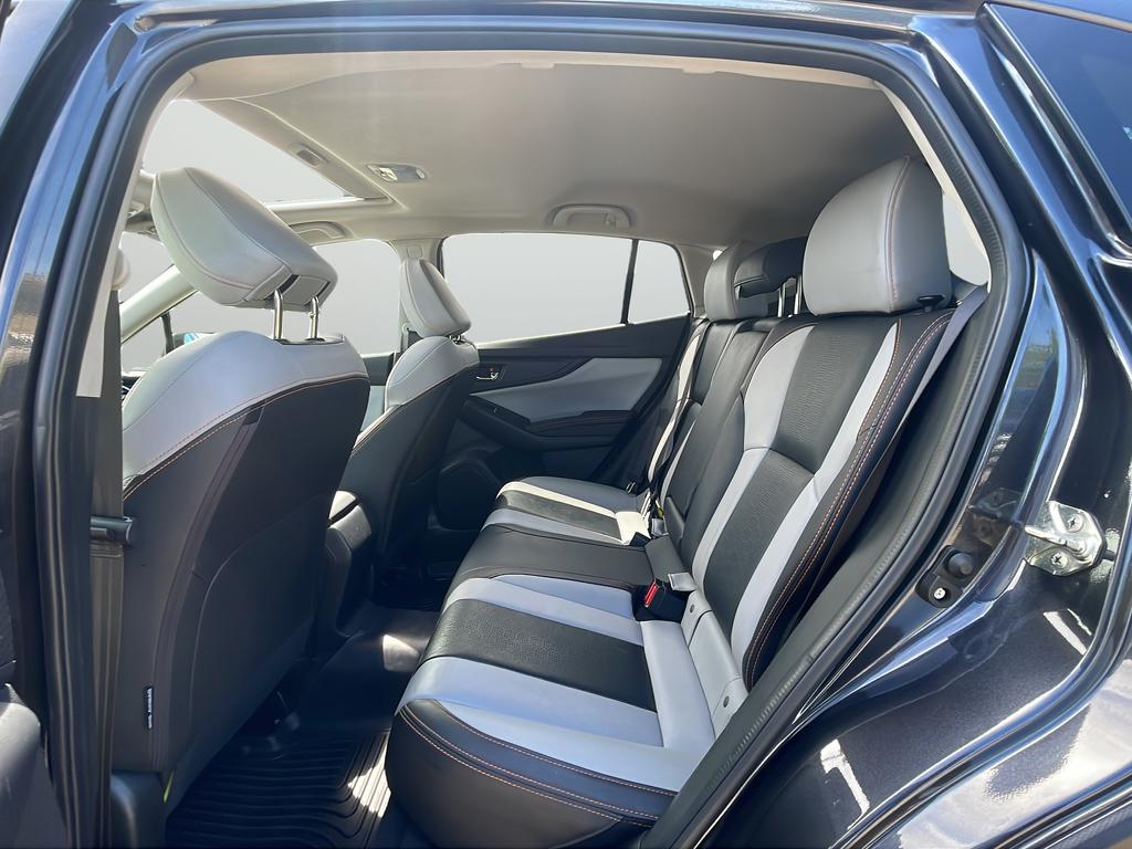 Used 2018 Gray Subaru 2.0i Limited image 17