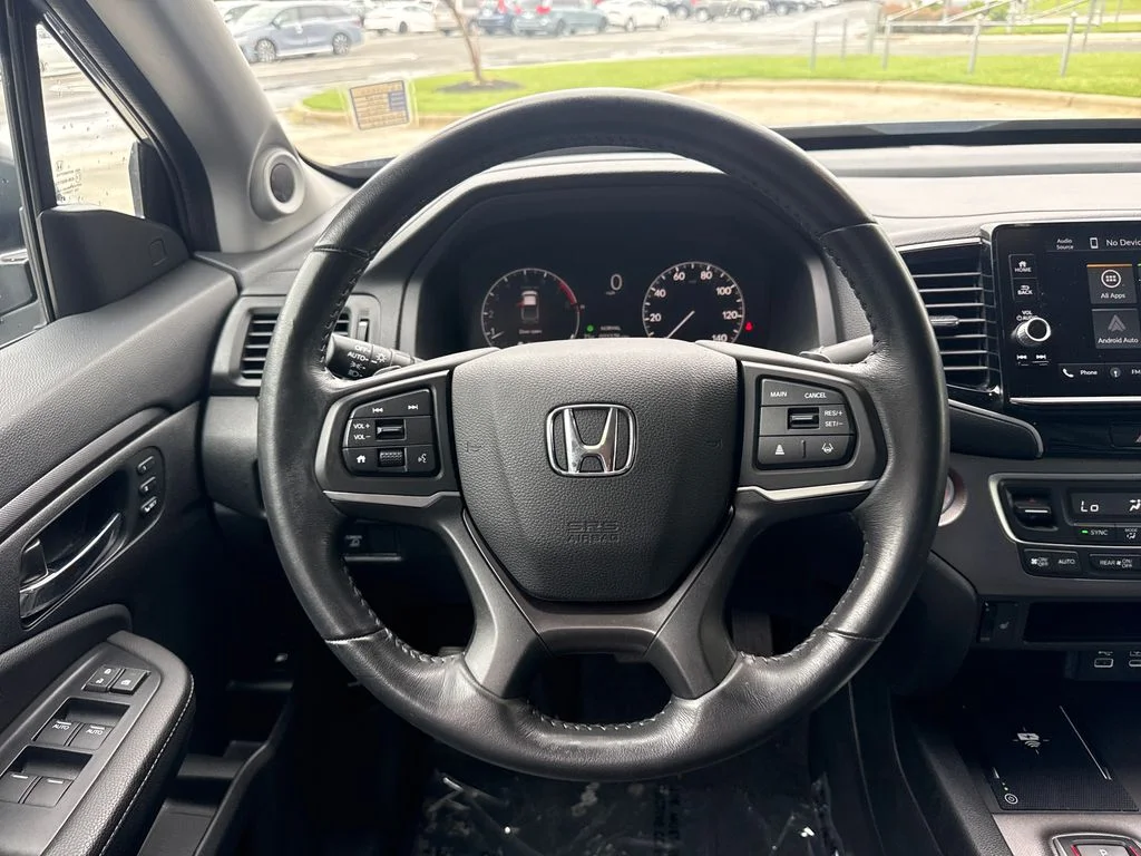 Certified Used 2024 Sonic Gray Pearl Honda AWD RTL image 21