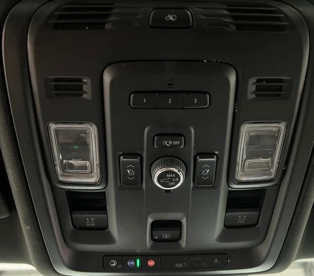 2023 Cadillac Escalade Sport - Photo 40