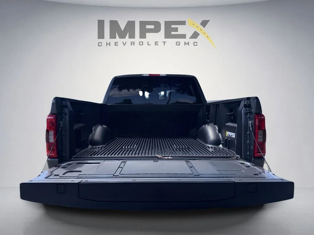 Used 2023 Gray Ford XL image 12