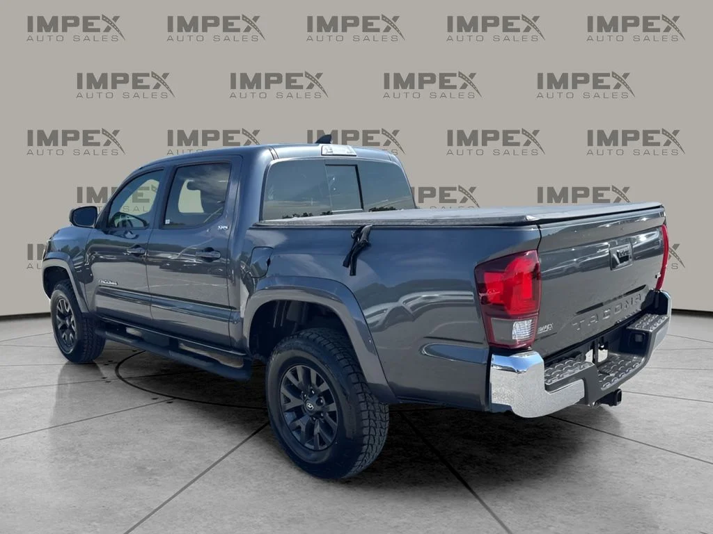 Used 2020 Gray Toyota SR5 image 3