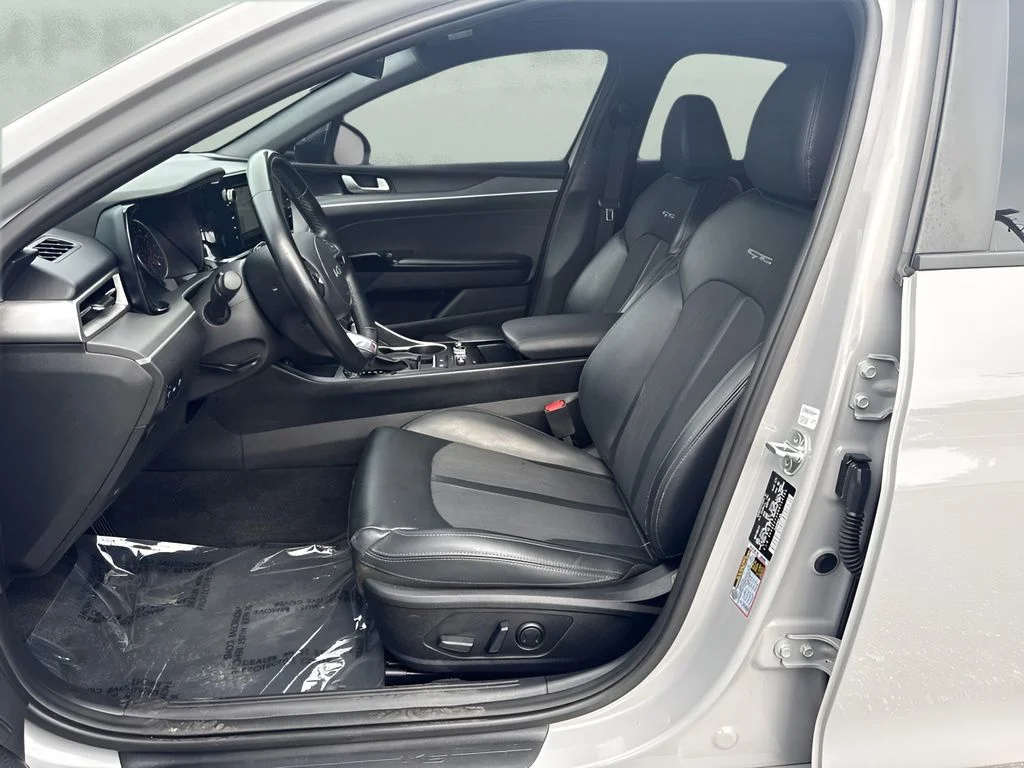 Used 2022 Gray Kia GT-Line image 9