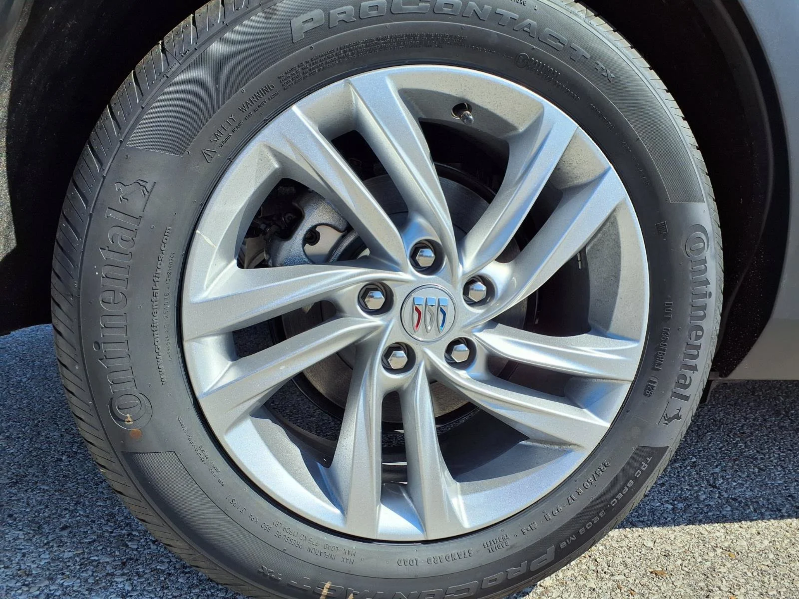 New 2026 Ocean Blue Metallic Buick Preferred image 23