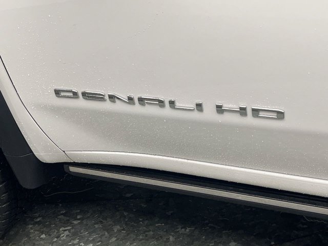 Used 2025 Summit White GMC Denali image 40