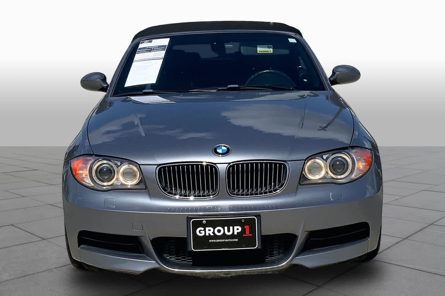 Used 2009 Alpine White BMW 135i image 3